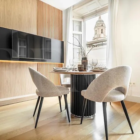 Luxe In The Historic Center By Rems Apartment Malaga