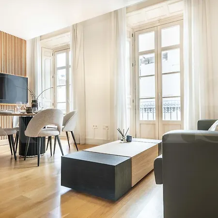 Luxe In The Historic Center By Rems *